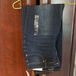 Maurice’s new jeggings. Dark wash.